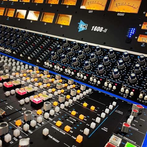 mega audio y video.
